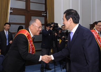 You are currently viewing 当社の中国子会社の昆山中辰矽晶社長金敬長が中華民国企業経理協進会第 29 回「国家傑出マネージャー賞」受賞